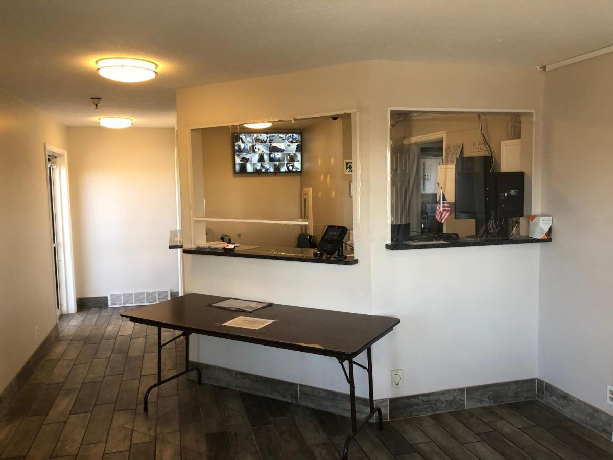 Ameri-Stay Inn & Suites Clearfield Exterior foto
