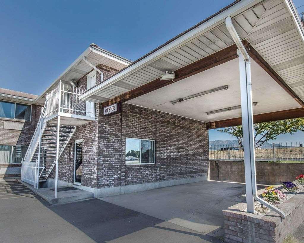 Ameri-Stay Inn & Suites Clearfield Exterior foto